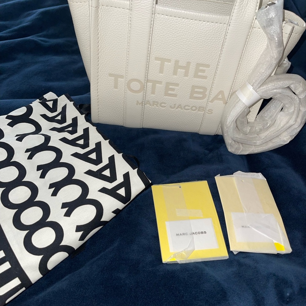 Marc Jacobs Cream Tote Bag
